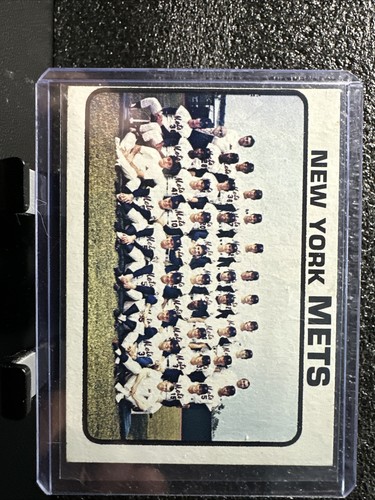 1973 topps baseball card 389 - topps,